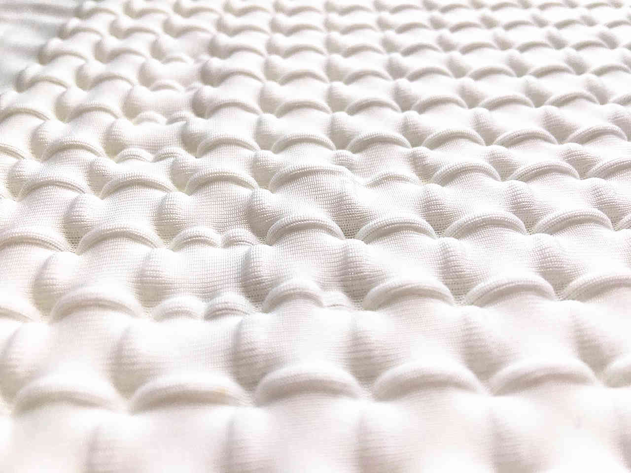 Polyester expanded crease pulp